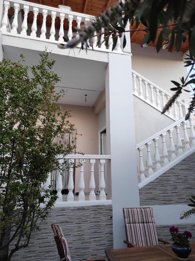 Alanthia Appartamento Vlorë Esterno foto