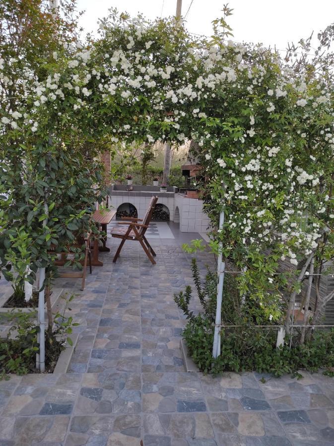 Alanthia Appartamento Vlorë Esterno foto