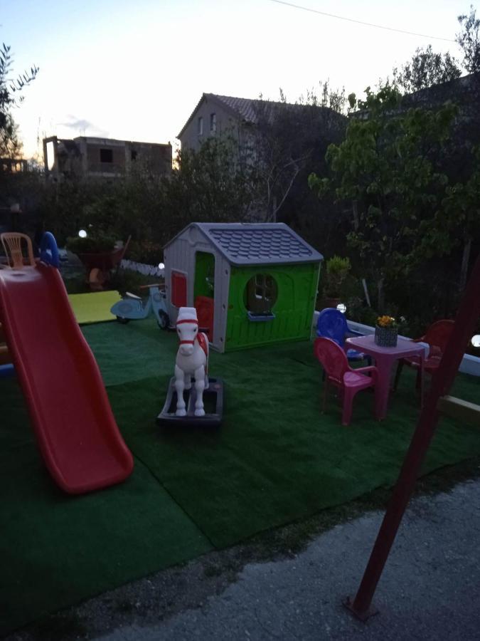 Alanthia Appartamento Vlorë Esterno foto